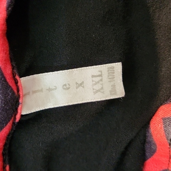 Iltex Heart Rolling Stones Top - Picture 4 of 4